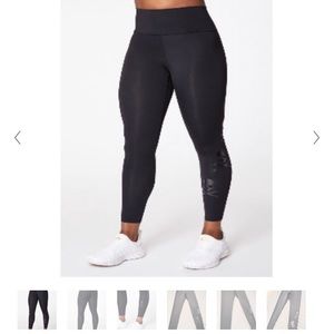 Soulcycle skull leggings black sz L